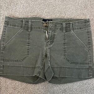 American Eagle Outfitters Olive Women's Cargo Shorts